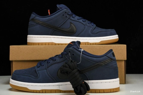 Black Nike CW7463-401 Low  Navy Dunk SB Gum 0907